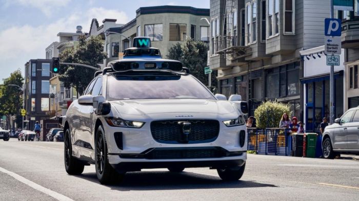 Waymo expands robotaxi coverage in los angeles and san francisco